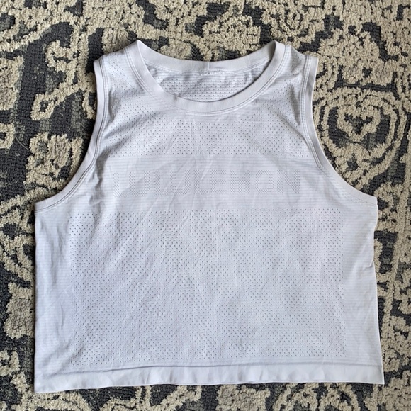 Lululemon swiftly breathe crop tank in white - Picture 4 of 15